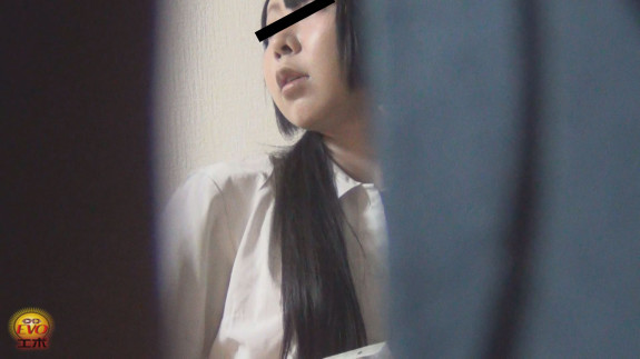 Peeping 黒髪女子高生の制服オナニー43